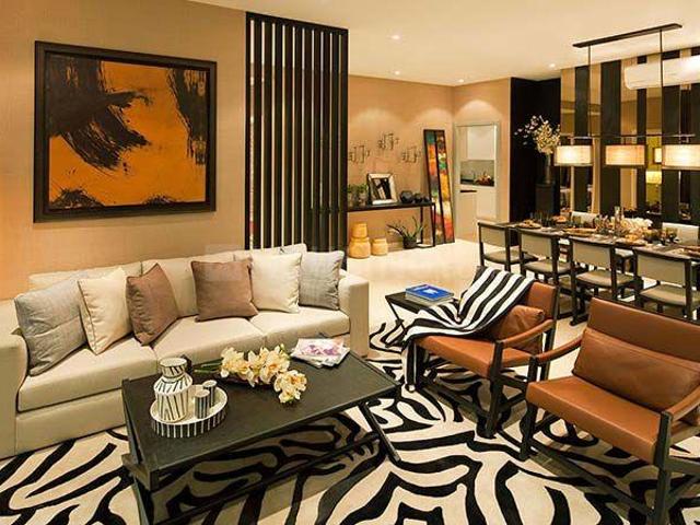 2 BHK Apartment in Sion for resale Mumbai. The reference number is 20337897