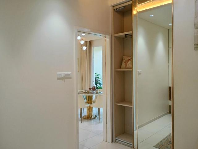 2 BHK Apartment in Siruseri for resale Chennai. The reference number is 16701108