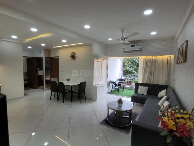 2 BHK Apartment in Subhanpura for rent Vadodara. The reference number is 21312072