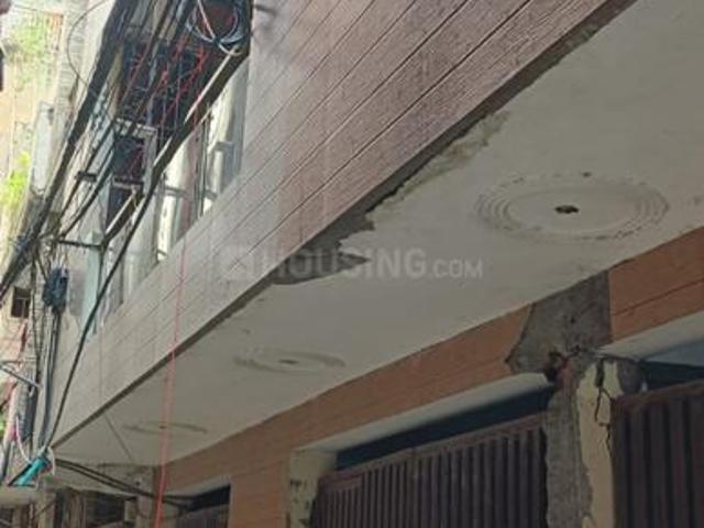 2 BHK Apartment in Sudarshan Park for resale New Delhi. The reference number is 21058446