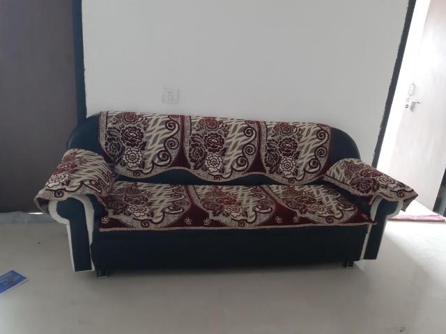 2 BHK Apartment in Sughad for rent Gandhinagar. The reference number is 9998251