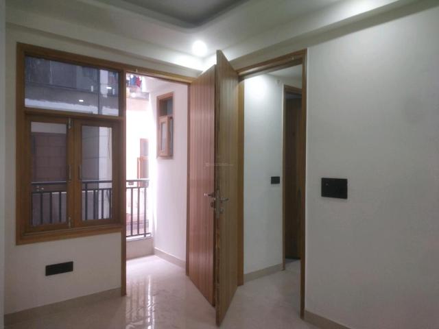 2 BHK Apartment in Sultanpur for resale New Delhi. The reference number is 20102717