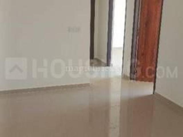 2 BHK Apartment in Sultanpur Road for rent Lucknow. The reference number is 17525596
