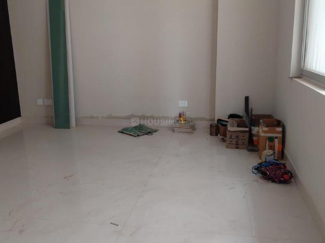 2 BHK Apartment in Sultanpur Road for rent Lucknow. The reference number is 21022155