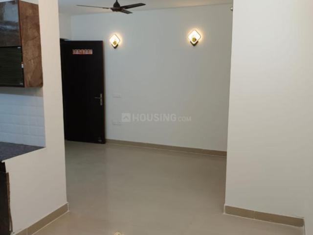 2 BHK Apartment in Surajpur for rent Greater Noida. The reference number is 14141142