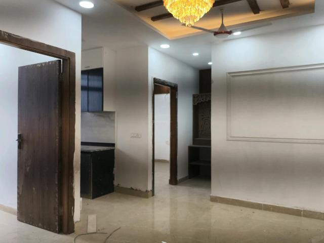2 BHK Apartment in Surajpur for resale Greater Noida. The reference number is 21164515