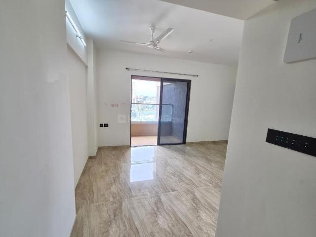 2 BHK Apartment in Sus for rent Pune. The reference number is 21135219