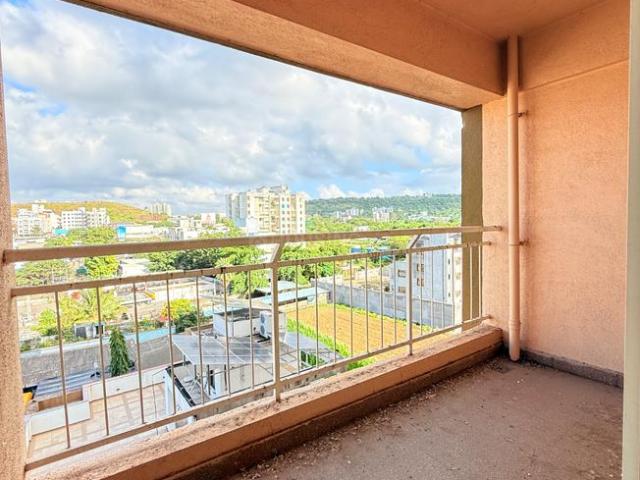 2 BHK Apartment in Sus for resale Pune. The reference number is 21121667