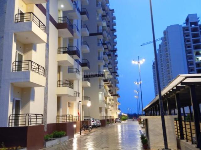 2 BHK Apartment in Sushant Golf City for rent Lucknow. The reference number is 12251571