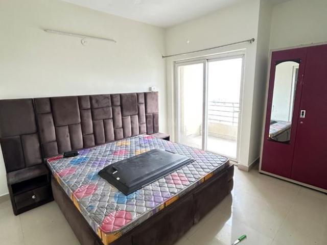 2 BHK Apartment in Sushant Golf City for rent Lucknow. The reference number is 19899371