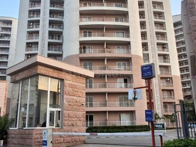 2 BHK Apartment in Sushant Golf City for resale Lucknow. The reference number is 19893661
