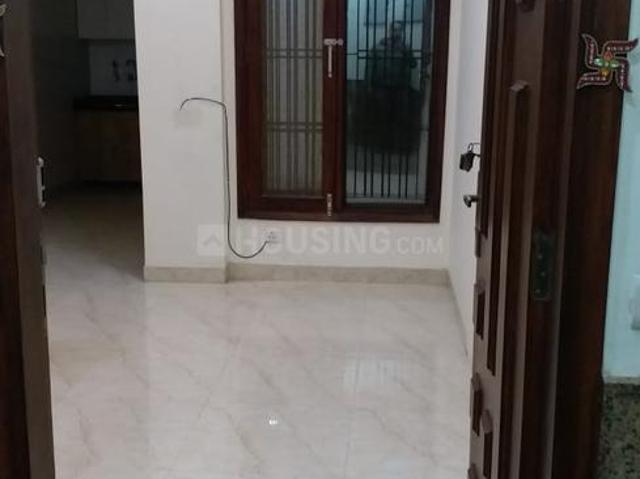 2 BHK Apartment in Sushant Lok Phase 1 for rent Gurgaon. The reference number is 9983700