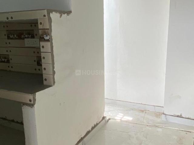 2 BHK Apartment in Susuwahi for rent Varanasi. The reference number is 15370928