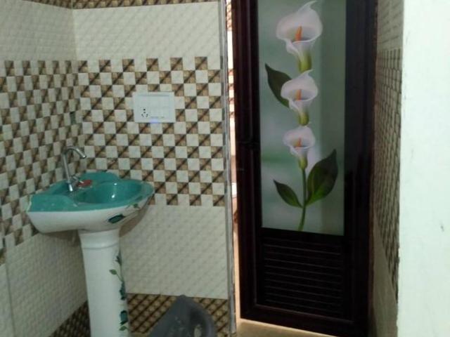 2 BHK Apartment in Swarna Jayanti Nagar for rent Aligarh. The reference number is 8747007