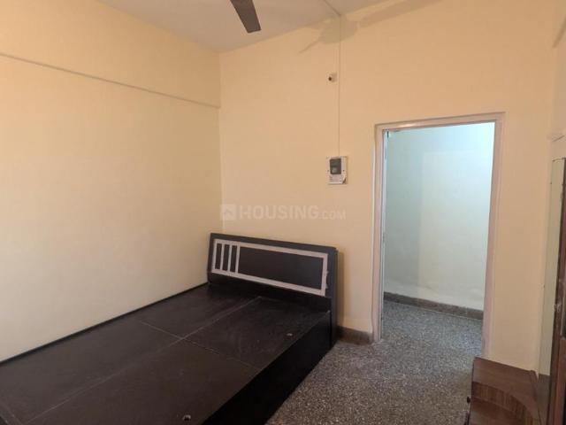 2 BHK Apartment in Swargate for rent Pune. The reference number is 20783497