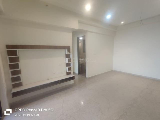 2 BHK Apartment in Powai for rent Mumbai. The reference number is 19098042