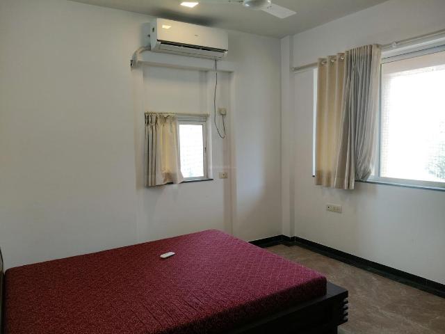 2 BHK Apartment in Powai for rent Mumbai. The reference number is 19882518