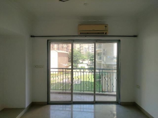 2 BHK Apartment in Powai for rent Mumbai. The reference number is 11923374