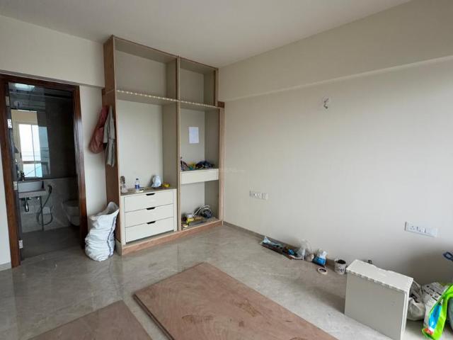 2 BHK Apartment in Powai for rent Mumbai. The reference number is 21111631