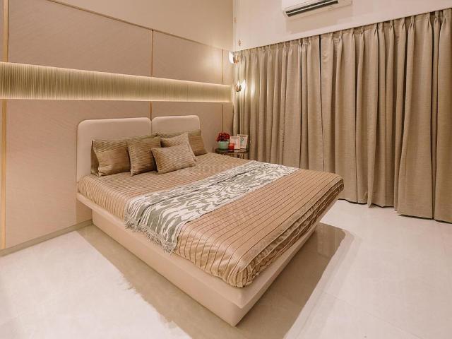 2 BHK Apartment in Powai for resale Mumbai. The reference number is 18745021