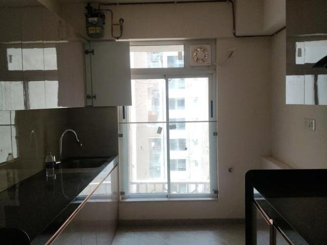 2 BHK Apartment in Powai for resale Mumbai. The reference number is 20222756