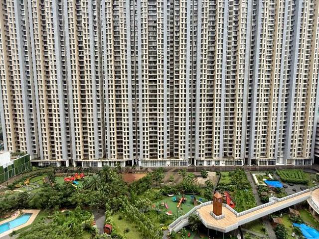 2 BHK Apartment in Pokhran 2 for resale Thane. The reference number is 18842450