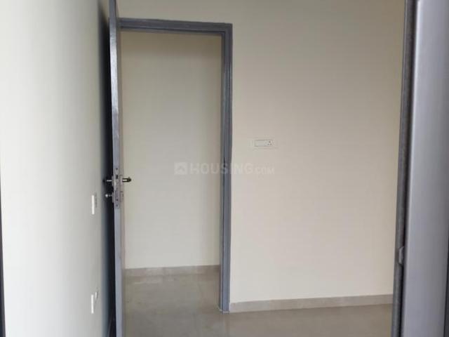 2 BHK Apartment in Pokhran 2 for resale Thane. The reference number is 20518052
