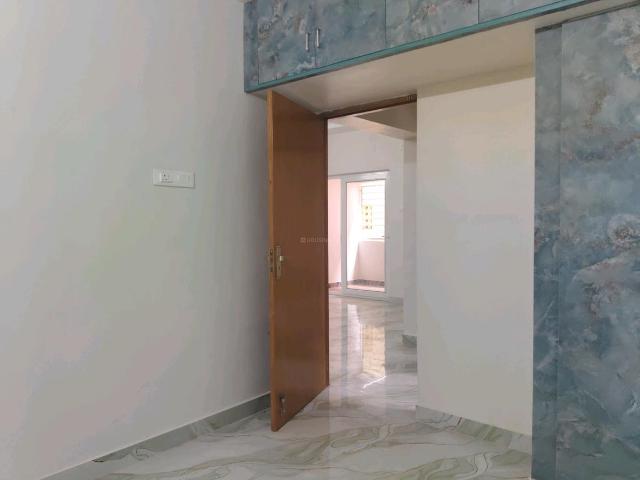 2 BHK Apartment in Porur for resale Chennai. The reference number is 19171777