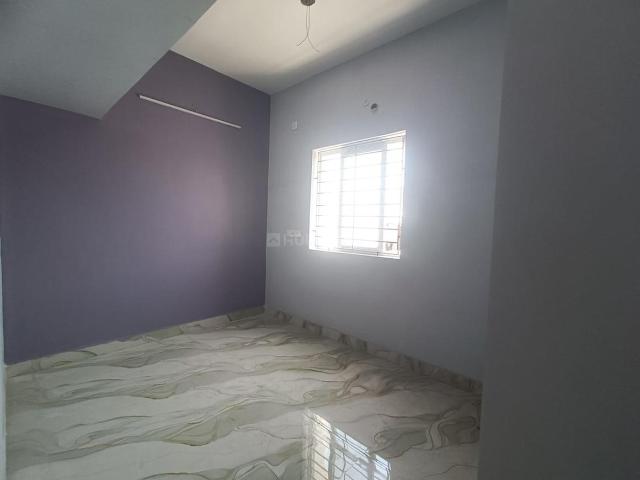 2 BHK Apartment in Porur for resale Chennai. The reference number is 21077550