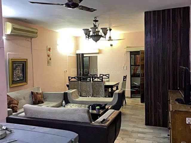 2 BHK Apartment in Patel Nagar for rent New Delhi. The reference number is 20160100