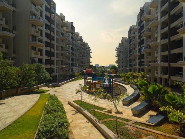 2 BHK Apartment in Pathardi Phata for rent Nashik. The reference number is 20727837