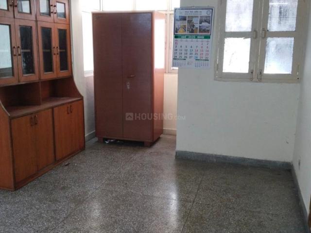 2 BHK Apartment in Patparganj for rent New Delhi. The reference number is 20418535