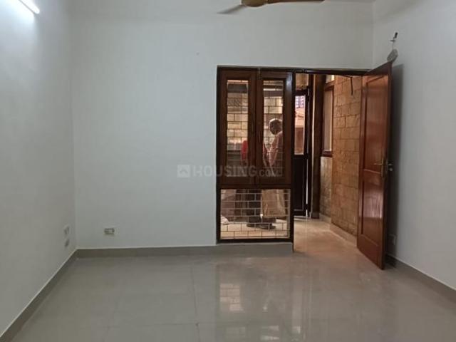 2 BHK Apartment in Patparganj for rent New Delhi. The reference number is 21153972