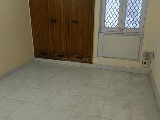 2 BHK Apartment in Patparganj for resale New Delhi. The reference number is 17410167
