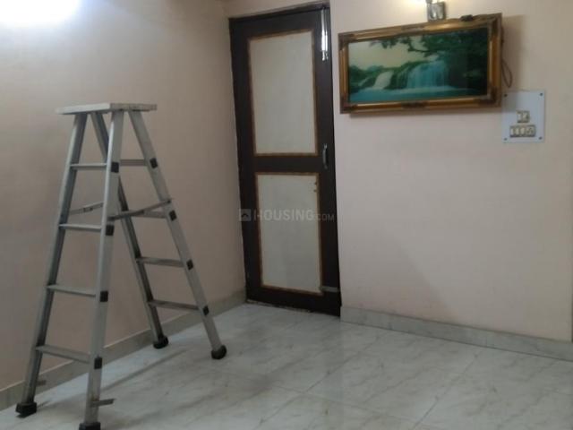 2 BHK Apartment in Patparganj for resale New Delhi. The reference number is 20427830