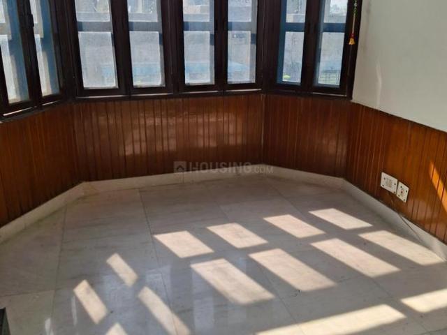 2 BHK Apartment in Patparganj for resale New Delhi. The reference number is 20692319