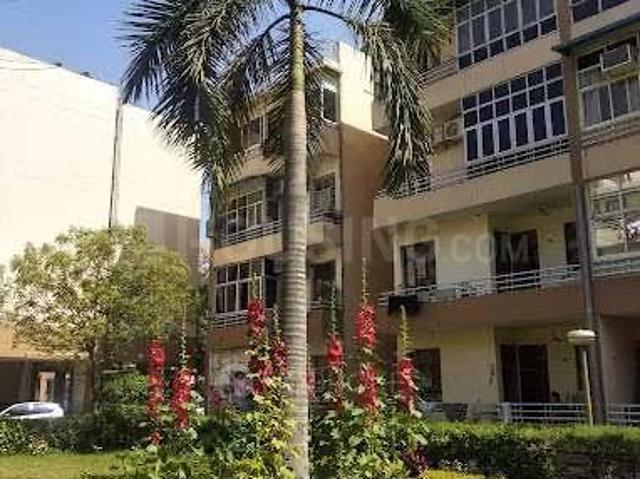 2 BHK Apartment in Patparganj for resale New Delhi. The reference number is 21043180