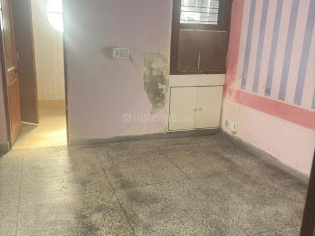 2 BHK Apartment in Patparganj for resale New Delhi. The reference number is 21043281