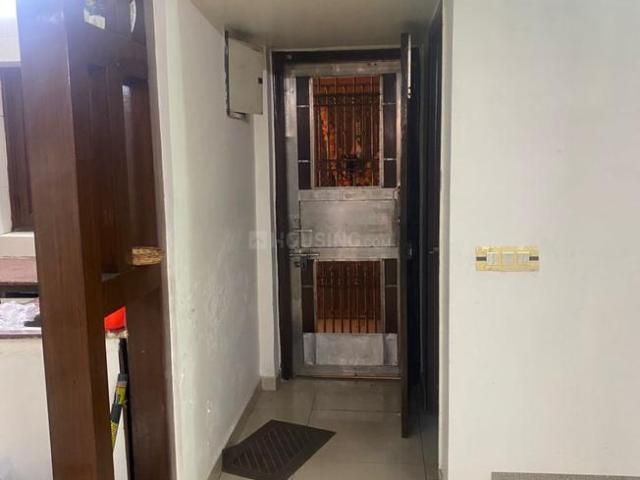 2 BHK Apartment in Patparganj for resale New Delhi. The reference number is 21039128