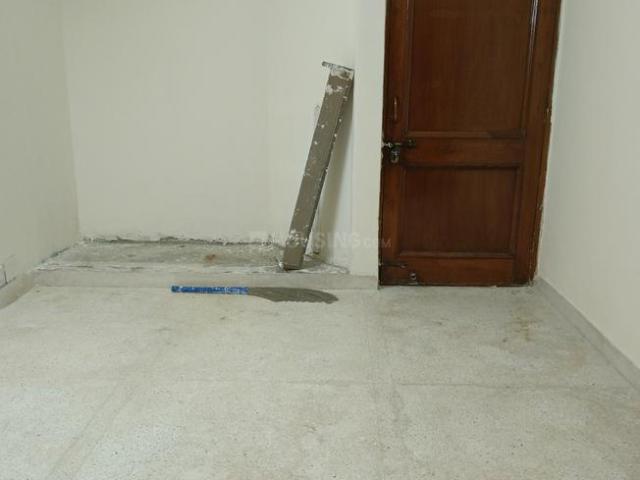 2 BHK Apartment in Patparganj for resale New Delhi. The reference number is 21108954