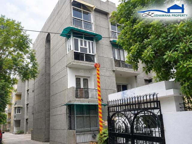 2 BHK Apartment in Patparganj for resale New Delhi. The reference number is 21290660