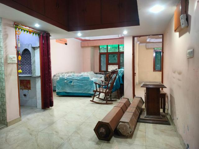2 BHK Apartment in Patparganj for resale New Delhi. The reference number is 21226973