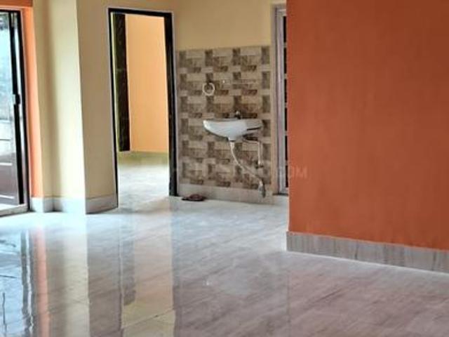 2 BHK Apartment in Patuli for resale Kolkata. The reference number is 20426344