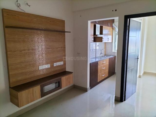 2 BHK Apartment in Pazhavanthangal for rent Chennai. The reference number is 20557980