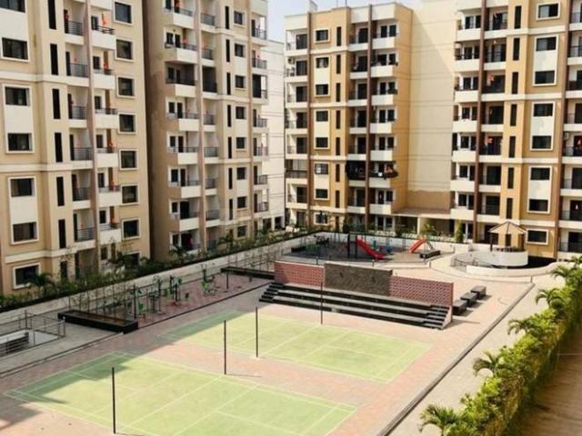 2 BHK Apartment in Pachpedi Naka for resale Raipur. The reference number is 18598173