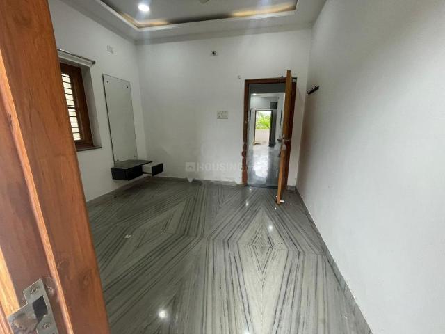 2 BHK Apartment in Padmarao Nagar for rent Secunderabad. The reference number is 20932502