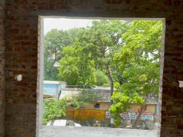 2 BHK Apartment in Paikpara for resale Kolkata. The reference number is 20491490