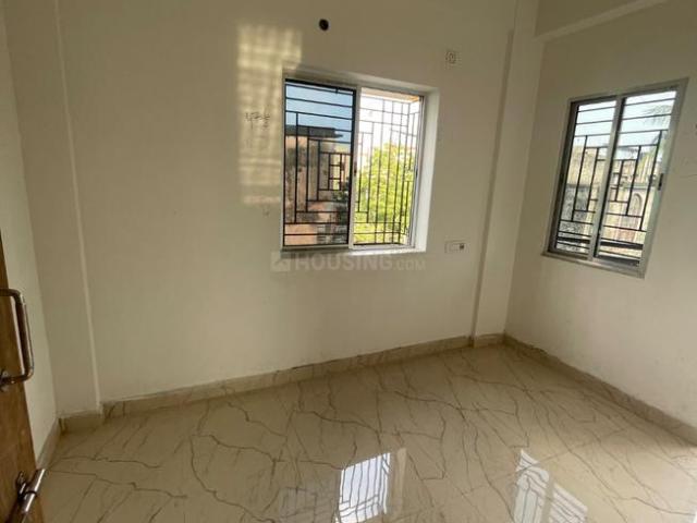 2 BHK Apartment in Paikpara for resale Kolkata. The reference number is 20990817