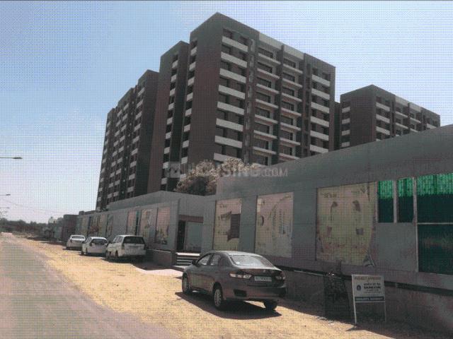 2 BHK Apartment in Pal Gaon for resale Jodhpur. The reference number is 21329761