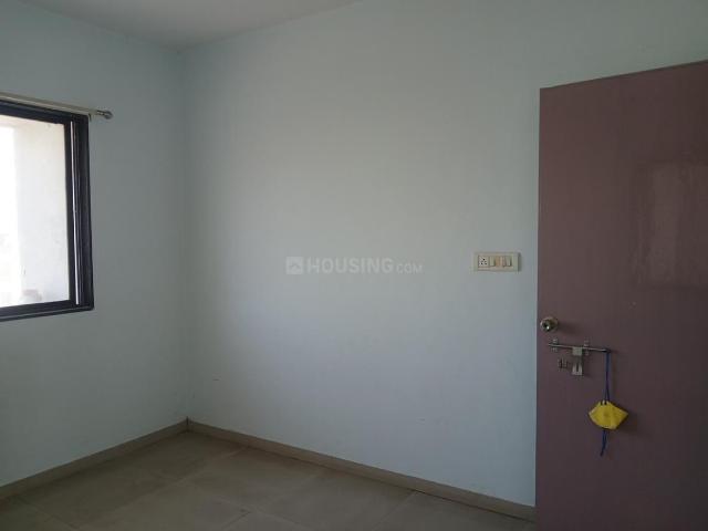 2 BHK Apartment in Pal Gam for rent Surat. The reference number is 19742127